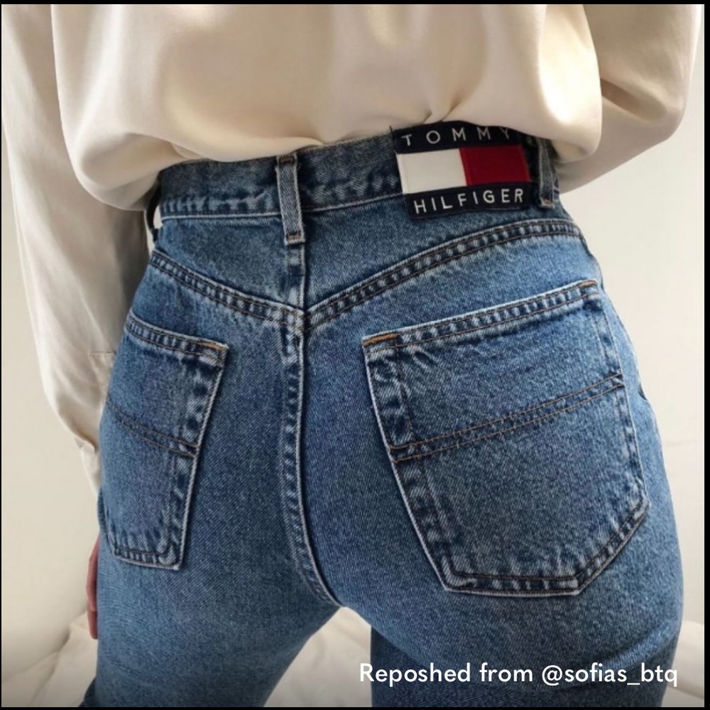 Vintage Tommy Hilfiger Logo Patch High Waisted High Rise Medium Wash Denim Jeans